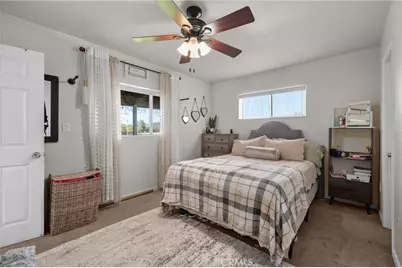 826 W Main, Riverside, CA 92507 - Photo 19