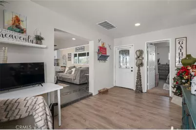 826 W Main, Riverside, CA 92507 - Photo 9