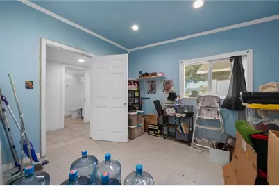 826 W Main, Riverside, CA 92507 - Photo 37