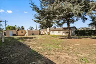 826 W Main, Riverside, CA 92507 - Photo 27