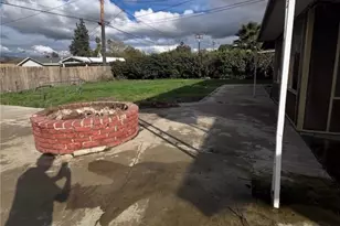 40210 Frances, Hemet, CA 92543 - Photo 3