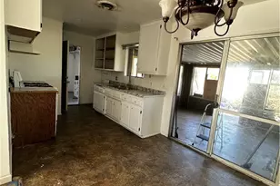 40210 Frances, Hemet, CA 92543 - Photo 7