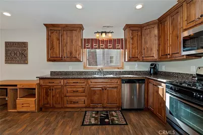 750 Elm Street, Big Bear Lake, CA 92315 - Photo 11