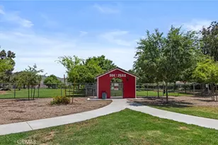 27051 Featherhill Dr, Corona, CA 92883 - Photo 35