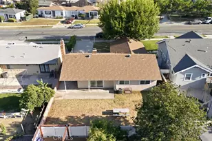 495 W C St, Colton, CA 92324 - Photo 15