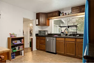 2667 Hunsaker, Running Springs, CA 92382 - Photo 5