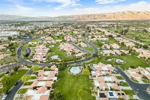 152 Verde Way, Palm Desert, CA 92260 - Photo 5