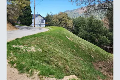 327 Davos Drive, Crestline, CA 92325 - Photo 5