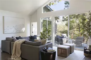 388 Primrose Cir, Lake Arrowhead, CA 92352 - Photo 3