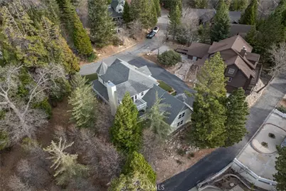 27601 Cedarwood Drive, Lake Arrowhead, CA 92352 - Photo 11