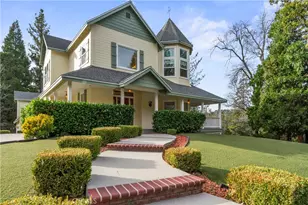 27601 Cedarwood Dr, Lake Arrowhead, CA 92352 - Photo 1