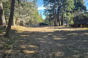 31845 Hilltop, Running Springs, CA 92382 - Photo 7