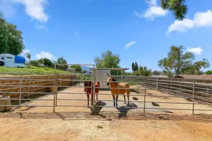 2386 Hialeah Cir, Norco, CA 92860 - Photo 33