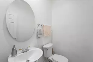 922 Armata Dr, Corona, CA 92881 - Photo 31