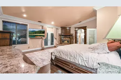 922 Armata Dr, Corona, CA 92881 - Photo 47