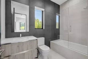 15231 Greenleaf St, Sherman Oaks, CA 91403 - Photo 41