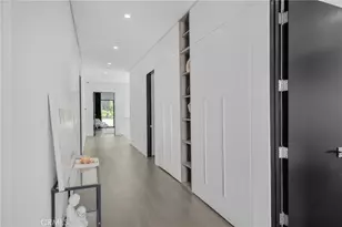 15231 Greenleaf St, Sherman Oaks, CA 91403 - Photo 43