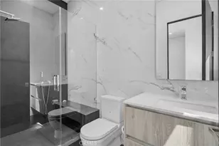 15231 Greenleaf St, Sherman Oaks, CA 91403 - Photo 45