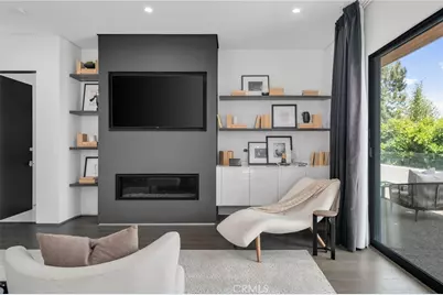 15231 Greenleaf Street, Sherman Oaks, CA 91403 - Photo 27