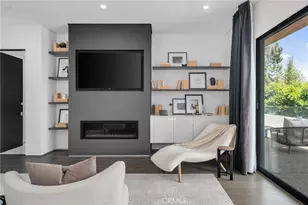 15231 Greenleaf St, Sherman Oaks, CA 91403 - Photo 27