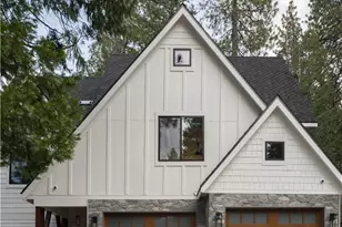 481 Bay View Ct, Lake Arrowhead, CA 92352 - Photo 3