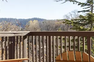 28000 West Shore Dr, Lake Arrowhead, CA 92352 - Photo 17