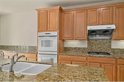 13761 Dellbrook Street, Jurupa, CA 92880 - Photo 19