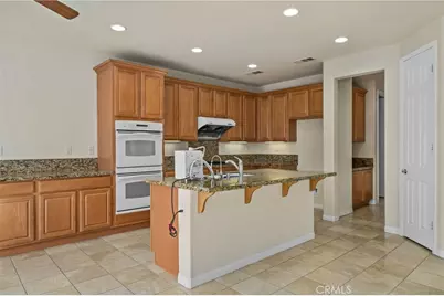 13761 Dellbrook Street, Jurupa, CA 92880 - Photo 15