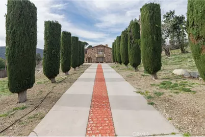 750 Woodlawn, San Bernardino, CA 92407 - Photo 3