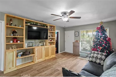 372 Red Cedar, Perris, CA 92570 - Photo 5
