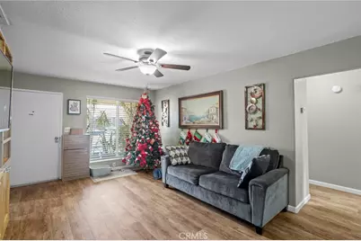 372 Red Cedar, Perris, CA 92570 - Photo 3