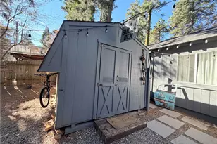 926 Kuffel Canyon, Lake Arrowhead, CA 92385 - Photo 19