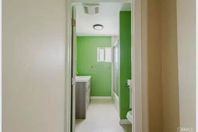 2226 Hauser Boulevard, Los Angeles, CA 90016 - Photo 19