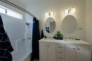 401 W 220th St, Carson, CA 90745 - Photo 27