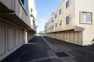 401 W 220th St, Carson, CA 90745 - Photo 9