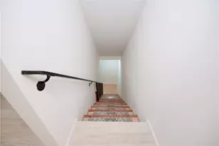 401 W 220th St, Carson, CA 90745 - Photo 15