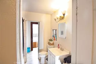 6905 Compton, Compton, CA 90001 - Photo 9