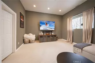 42947 Dogwood Dr, Big Bear Lake, CA 92315 - Photo 13