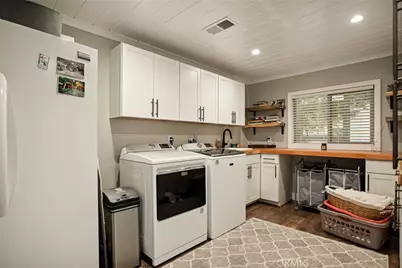 435 Riviera Drive, Lake Arrowhead, CA 92352 - Photo 15