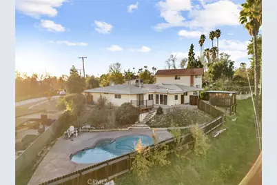 31976 Linda Ladera, Yucaipa, CA 92399 - Photo 35