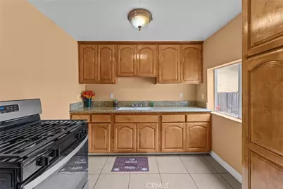 1007 Lawton Street, Redlands, CA 92374 - Photo 15