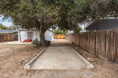 1007 Lawton Street, Redlands, CA 92374 - Photo 35