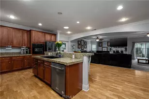 30867 Via Bonica, Lake Elsinore, CA 92530 - Photo 11