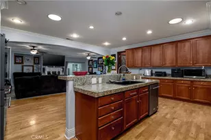 30867 Via Bonica, Lake Elsinore, CA 92530 - Photo 13