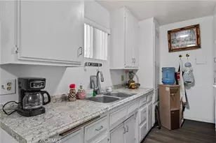 921 E Devonshire, Hemet, CA 92543 - Photo 15