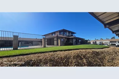 307 S Smith #64, Corona, CA 92882 - Photo 27