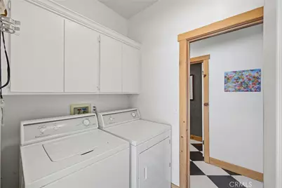 417 Emerald, Lake Arrowhead, CA 92352 - Photo 27