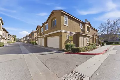 25796 Iris #C, Moreno Valley, CA 92551 - Photo 17