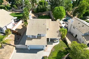 27745 Desert Pl, Castaic, CA 91384 - Photo 23