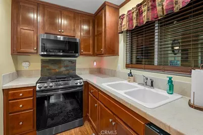 391 Montclair #99, Big Bear City, CA 92314 - Photo 9